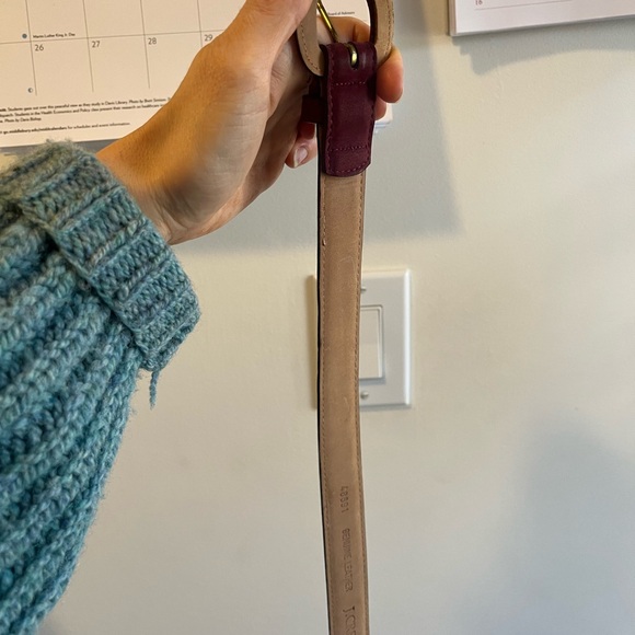 Vintage J Crew Burgundy Suede Leather Belt with Covered Buckle - Picture 4 of 6